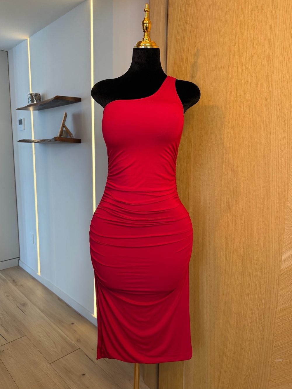 Klassy Network Bodycon Red One-Shoulder Ruched Dress | Siren Muse